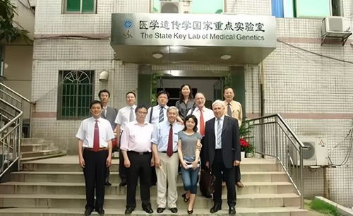 华中科技大学同济医学院和中南大学湘雅医学院,谁更强一些